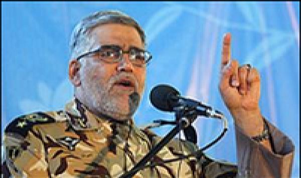 Iran : L’armée se déploye le long des frontières !