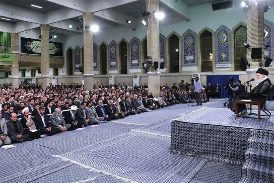 &quot;Nous ne négocions pas les questions inhérentes à l’honneur de la Révolution&quot; (Ayatollah Khamenei)