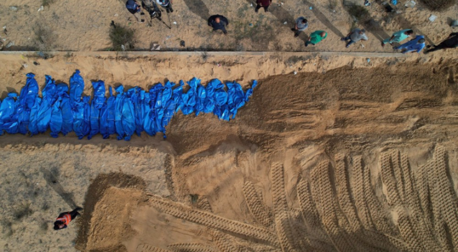 Israël exhume 1 100 corps et vole 150 cadavres dans un cimetière à Gaza