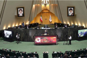 Le cabinet de Rohani a reçu la confiance du Parlement