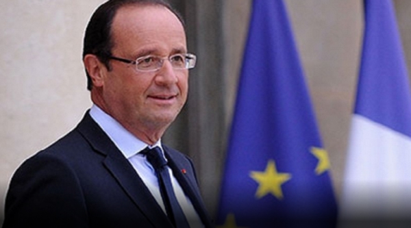 Hollande appelle la Russie à cesser ses opérations militaires, en Syrie