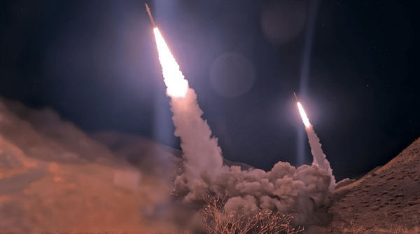 Le CGRI frappe une base aérienne américaine en Jordanie avec des missiles balistiques