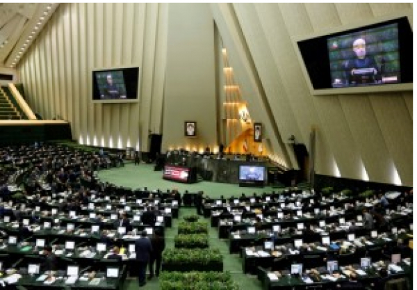 Le parlement iranien consacre une séance aux troubles