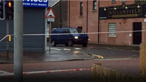 Irlande: l&#039;explosion à Belfast a fait un blessé