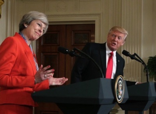 Les sourires de Madame May