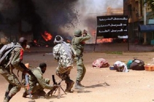 Mali : attaque meurtrière dans le camp militaire de Gourma Rharous
