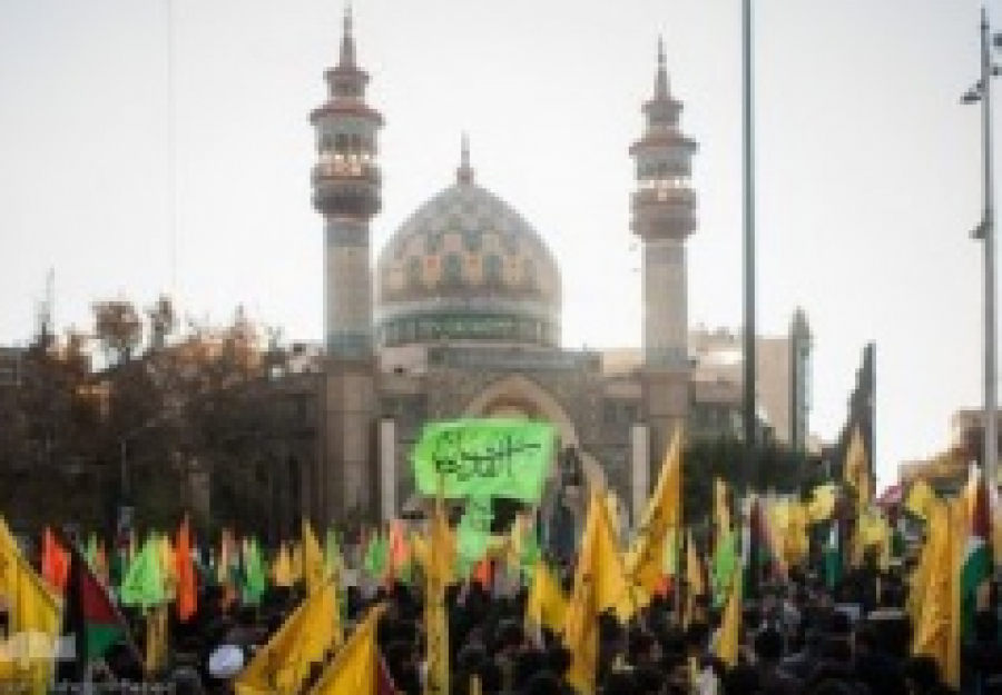 Rassemblement de jeunes iraniens en soutien à Quds à Téhéran