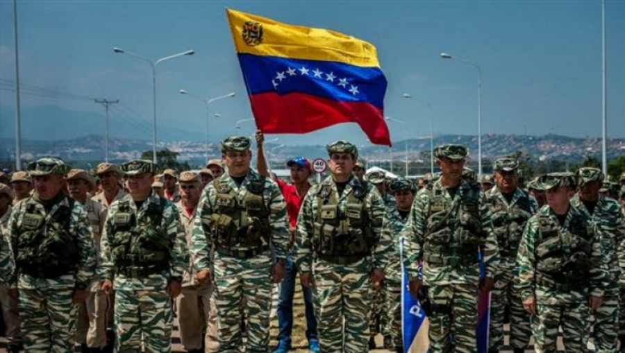 Maduro dénonce les risques de guerre civile