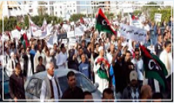 Nouveaux affrontements entre groupes armés en banlieue de Tripoli