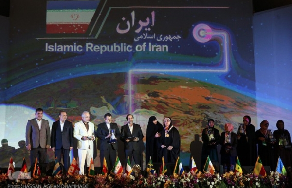 Iran: fin des compétitions coraniques des dames et des adolescents