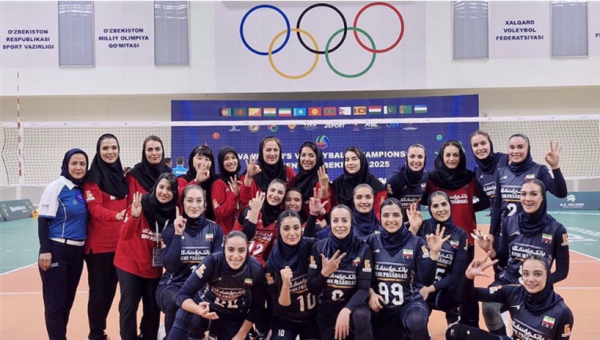 L’équipe féminine iranienne remporte sa première médaille d’or au Championnat d’Asie centrale de volley-ball