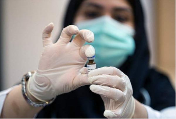 Le vaccin iranien COVID prêt pour la deuxième phase des essais cliniques