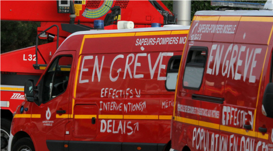 Les pompiers français entament une grève de plus de six semaines à compter de mardi