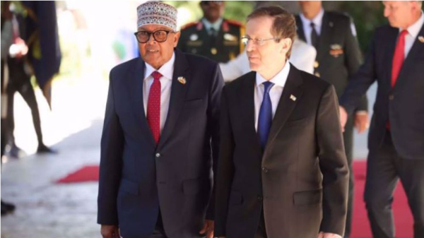 Le Hamas condamne fermement la visite du président de la région du Somaliland en Palestine occupée