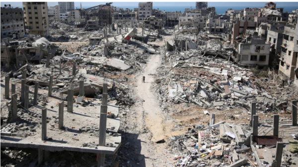 Des milliers de corps sont toujours ensevelis sous les décombres à Gaza