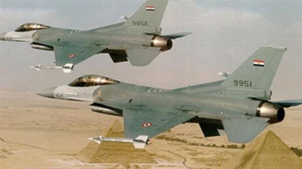 Trafic d’armes vers l’Égypte: 15 véhicules transportant d&#039;armes détruits sur la frontière avec la Libye