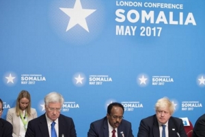 Le Président somalien réclame à Londres des armes lourdes