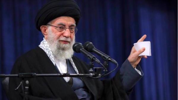 Le Leader avertit des conséquences négatives et irréparables de négocier avec les États-Unis