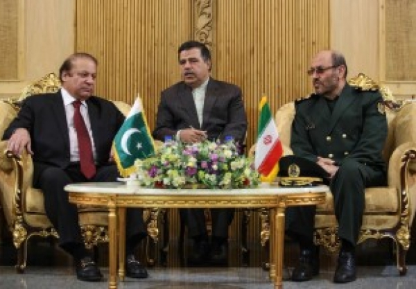 L&#039;arrivée du Premier ministre pakistanais à Téhéran