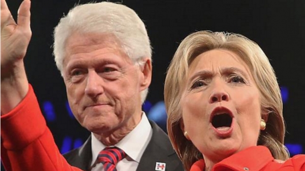 Abus de pouvoir chez les Clinton