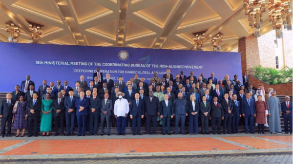 Araghchi : le Mouvement des non alignés soutient l&#039;Iran contre la décision de l&#039;E3 de rétablir les sanctions de l’ONU