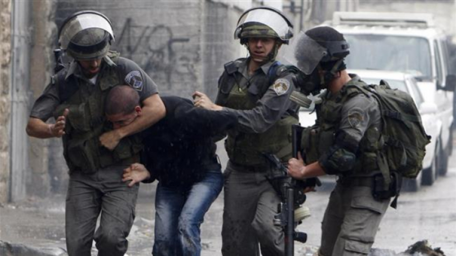 Naplouse: des Palestiniens arrêtés