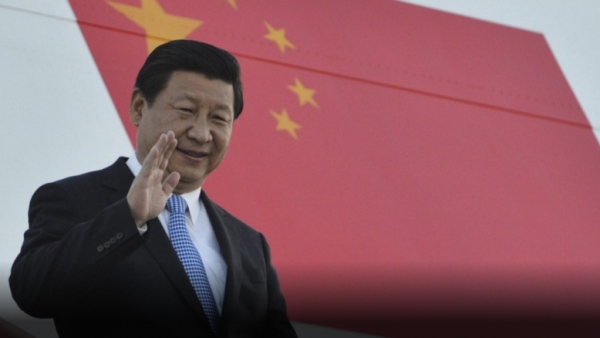Que cherche le président chinois, en Iran ?