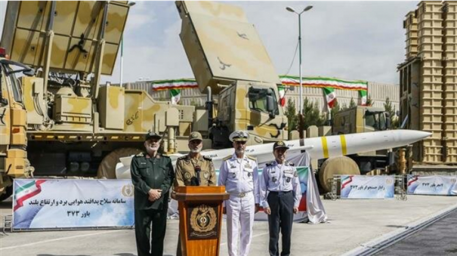 Le commandant de l&#039;armée salue le progrès de l’industrie de défense aérienne ‎iranienne