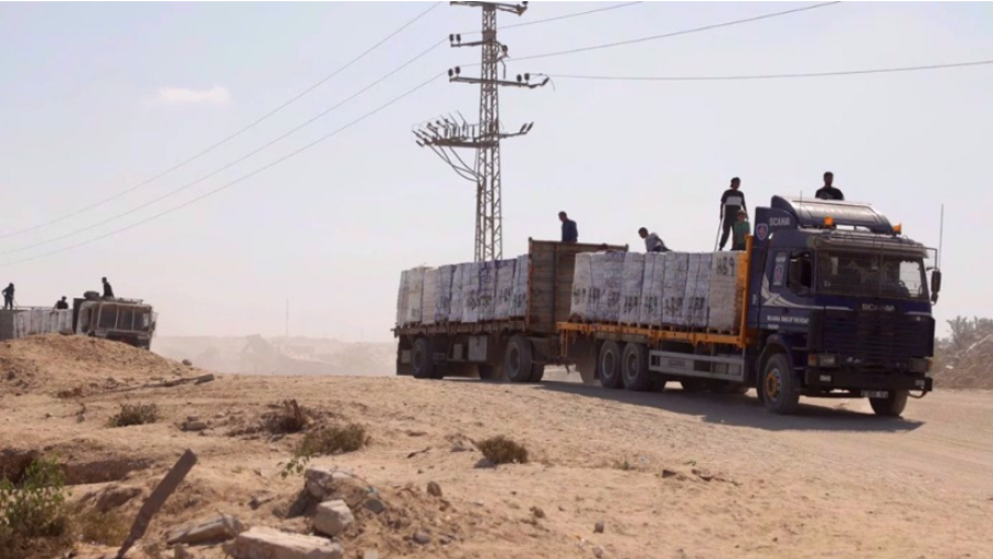 Images de pillages de l’aide à Khan Younès, une « mise en scène » selon le Hamas