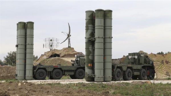 Systèmes de défense antiaérienne russes vs missiles américains: lesquels gagneront en Syrie ?