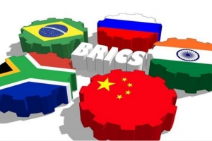 Triple arme US contre les &quot;BRICS&quot;?