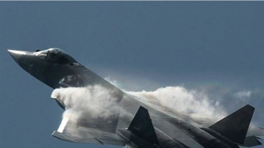 Équipé de missiles hypersoniques, le Su-57 russe vaincra la défense US!