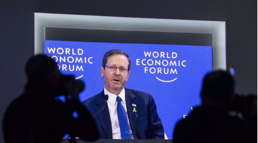 Le président du régime sioniste visé par une plainte pénale lors de sa visite à Davos
