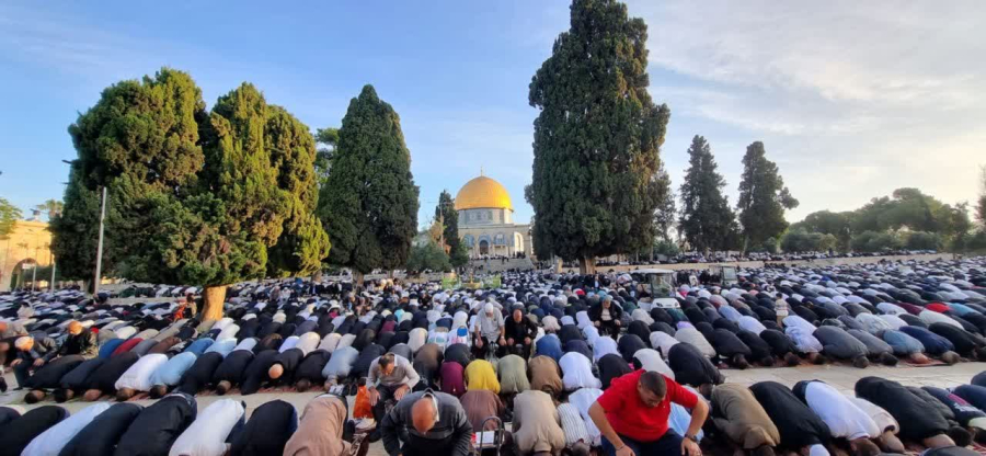 Ce matin, La prière d' Aïd al-Adha à la mosquée al-Aqsa
