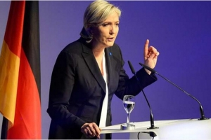 UE: Le Pen menace d&#039;un Frexit