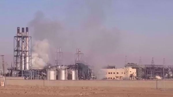 Israël frappe une centrale électrique au sud de Sanaa lors d&#039;une nouvelle attaque contre les infrastructures civiles du Yémen