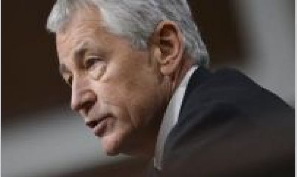 Hagel accuse la Russie d&#039;avoir fourni des armes chimiques à la Syrie