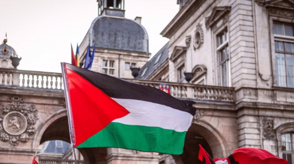 France : le ministère de l&#039;Intérieur s&#039;oppose à la pose de drapeaux palestiniens sur les mairies