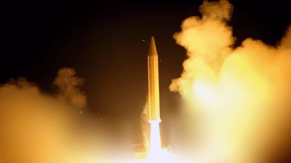 L'Iran tire des missiles sur les territoires occupés par Israël en réponse aux attaques israéliennes contre le Liban