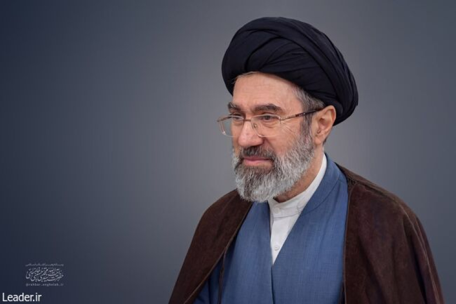 Message du Guide de la Révolution à l'occasion du quarantième jour du martyre de l’éminent Guide et des questions relatives à la guerre imposée