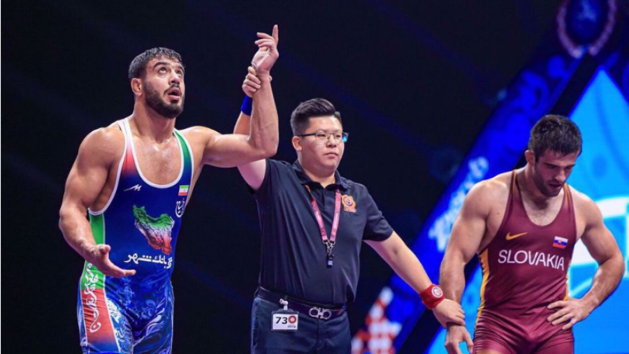Le Leader félicite l&#039;équipe nationale iranienne de lutte libre pour son titre de champion du monde