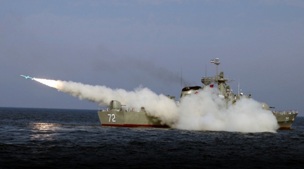 Iran/manoeuvres maritimes &quot;Velayat-94&quot;: le test réussi des missiles de croisière &quot;Nour&quot;