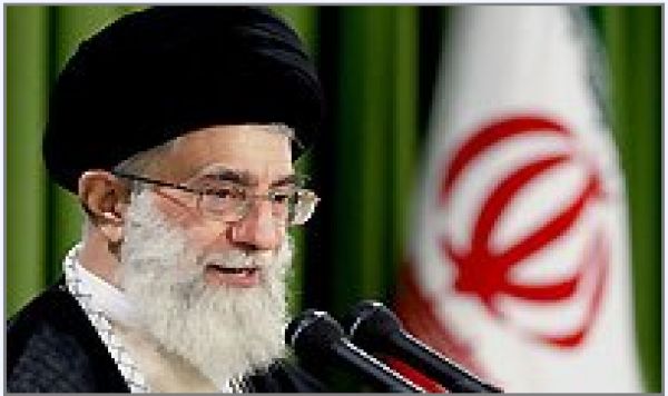 Imam Khamenei : La sauvagerie des sionistes doit réveiller les consciences