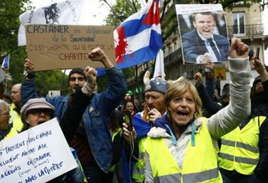 Les Gilets jaunes français à nouveau dans la rue pour l’acte 25