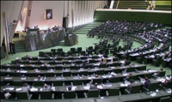 Il commence à traiter vote de confiance au Cabinet Rohani