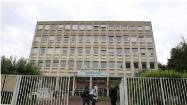 Une secrétaire nationale de l’UMP favorable à l’interdiction du voile à l’université