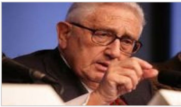 Kissinger : &quot;Washington veut être, un jour, l&#039;allié de l&#039;Iran&quot;