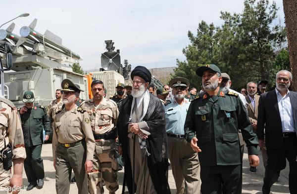 Usai Meninjau Pameran Keberhasilan Militer Iran, Rahbar: Telah Terbukti Bahwa Kita Bisa