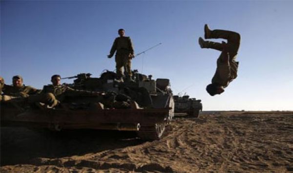Pasukan Israel Kepung Perbatasan Gaza 