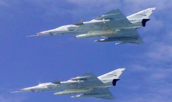 Jet-Jet Tempur Israel Jadi Sasaran Empuk Roket Hamas 